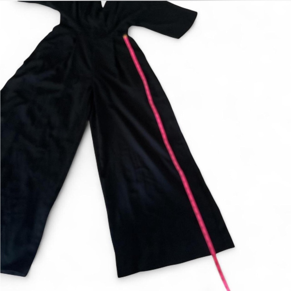 Elegant Black Wide-Leg Jumpsuit - Picture 3 of 8